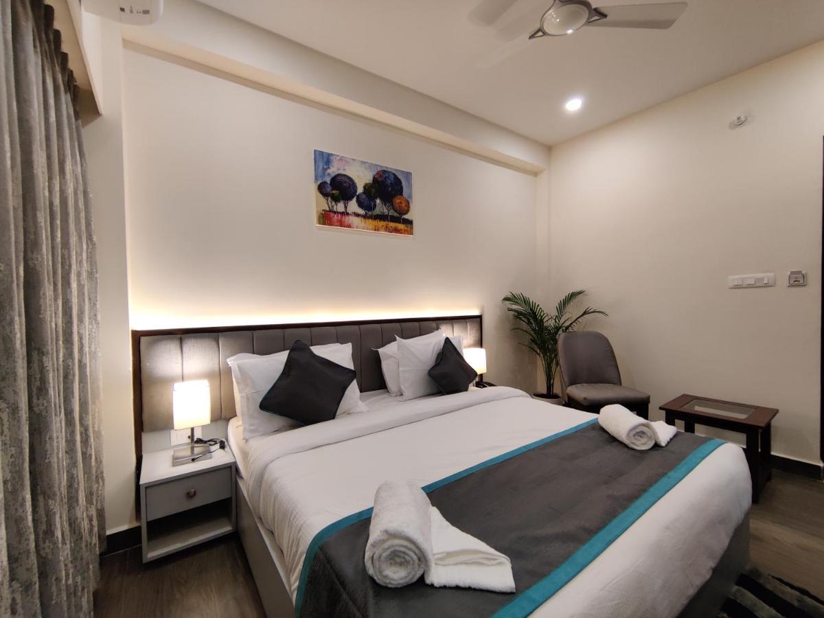PARK IRIS HOTELS, Bharathi Nagar Vijayawada Bagian luar foto
