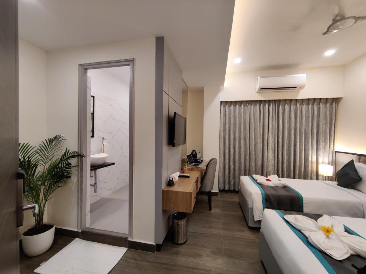 PARK IRIS HOTELS, Bharathi Nagar Vijayawada Bagian luar foto