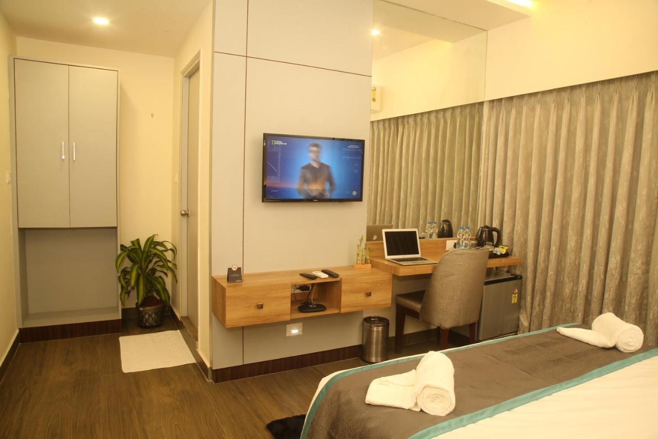 PARK IRIS HOTELS, Bharathi Nagar Vijayawada Bagian luar foto