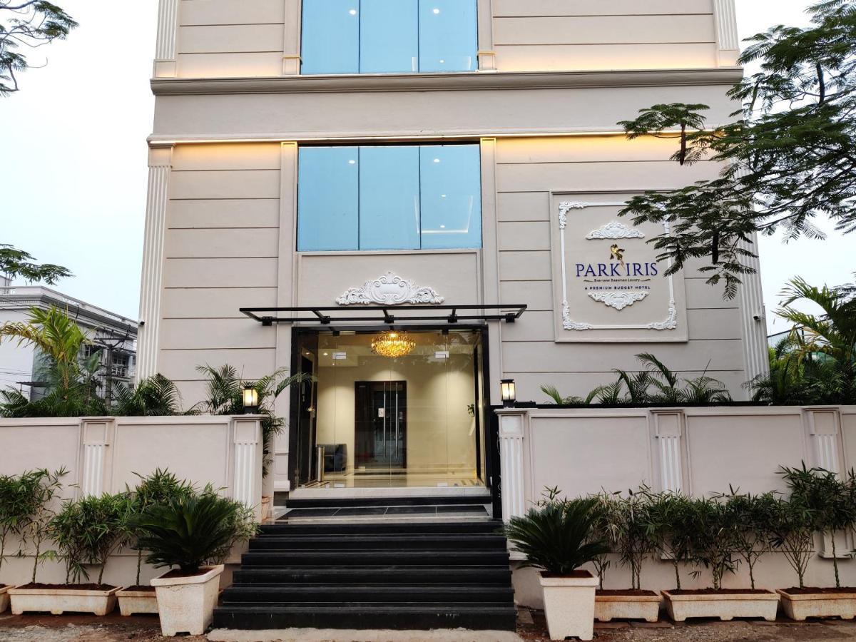 PARK IRIS HOTELS, Bharathi Nagar Vijayawada Bagian luar foto